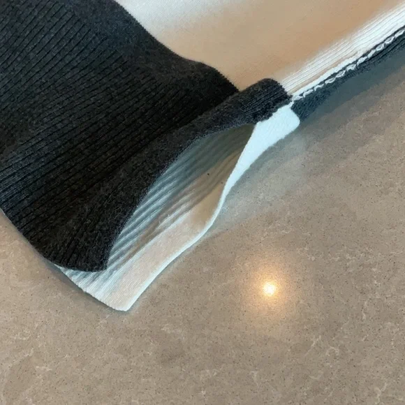 Free People Sweater - Picture 6 of 14